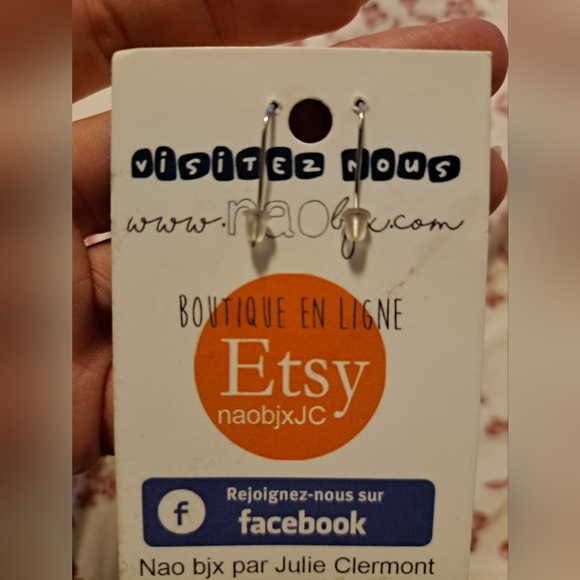 Nao Origami earrings - Picture 2 of 3